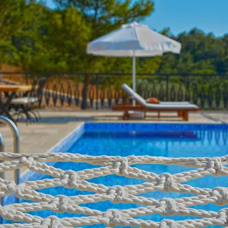 Podalia Kalkan